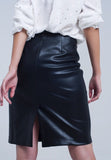 Oh so chic leather skirt